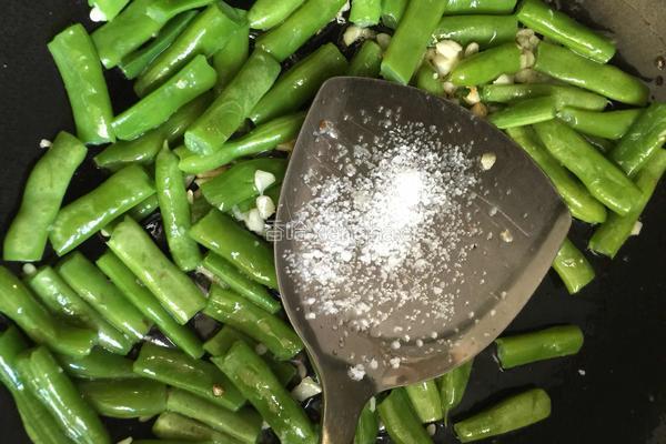 四季豆炒肉的做法图解8