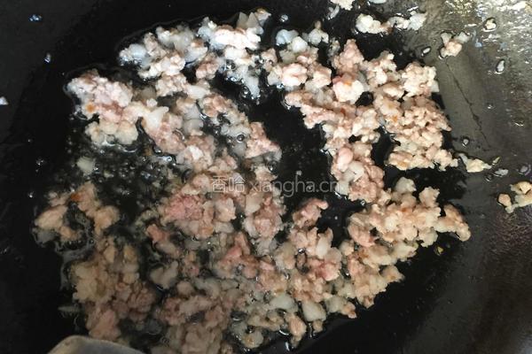 毛豆米炒肉末的做法图解4