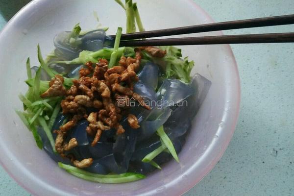 肉丝拉皮的做法图解3