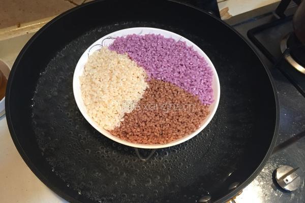 三色糯米饭的做法图解3