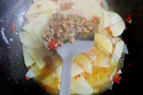 剁椒土豆片的做法图解7