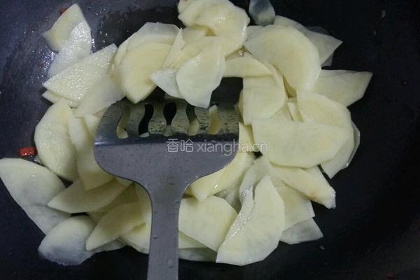 剁椒土豆片的做法图解5