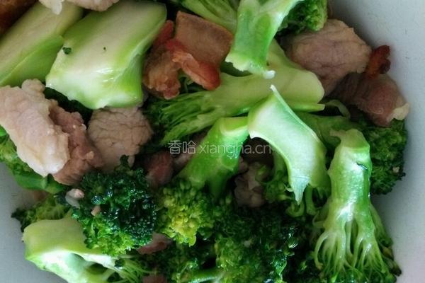 西兰花炒肉的做法图解5