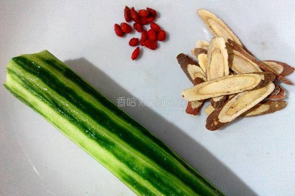 甘草丝瓜汤的做法图解1