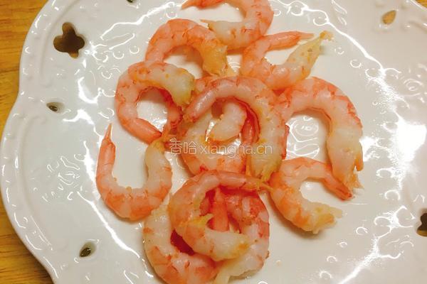 鲜虾沙拉的做法图解2