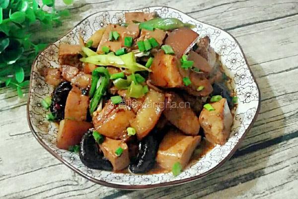 豆腐红烧肉