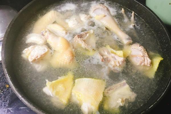 香菇冬瓜鸡汤的做法图解2