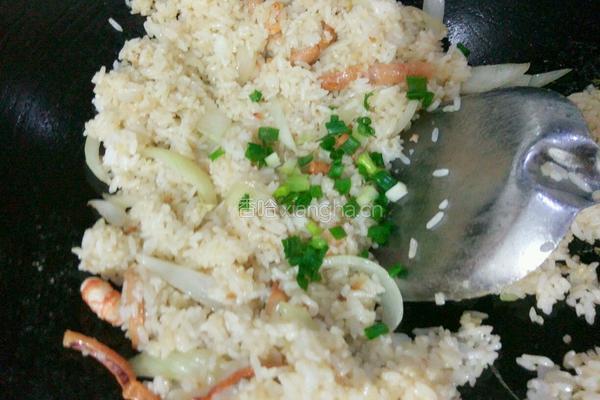 海鲜炒饭的做法图解9