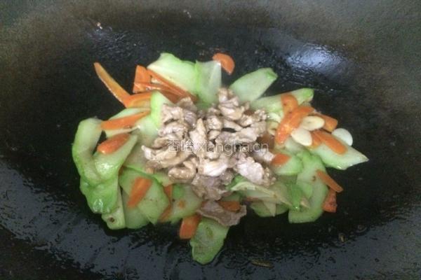 佛水瓜炒肉片的做法图解8