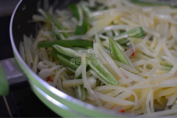 酱油土豆丝的做法图解5