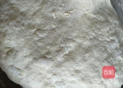 韭菜鸡蛋馅饼的做法图解3