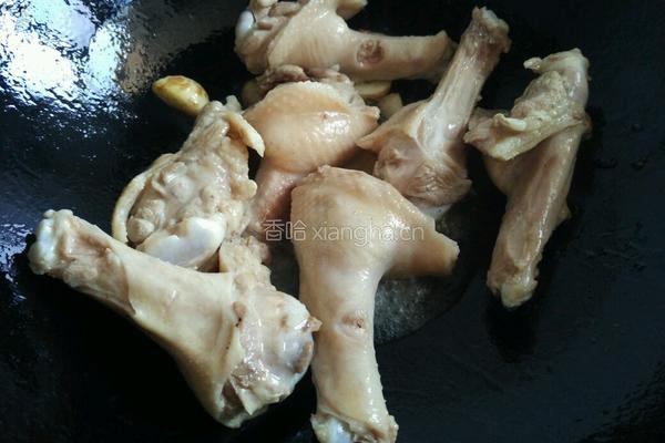 土豆炖鸭翅根的做法图解7
