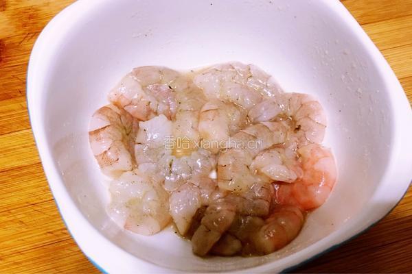 软炸虾仁的做法图解2