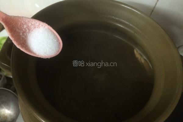 五指毛桃猪骨汤的做法图解7