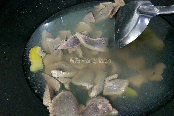 青椒猪肝的做法图解2