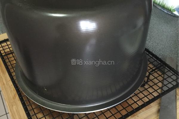 电饭煲蛋糕的做法图解13