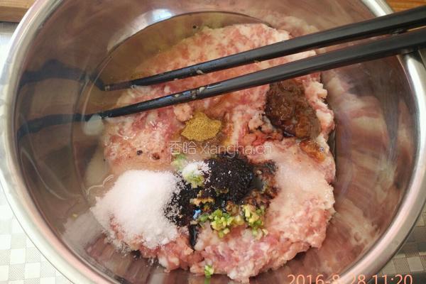 豆角馅水饺的做法图解2