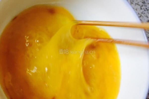 碎椒炒鸡蛋的做法图解2