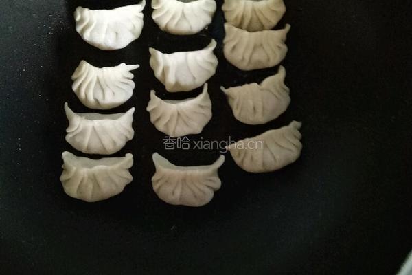 生煎饺子的做法图解8