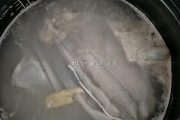 儿童鲫鱼粥的做法图解4