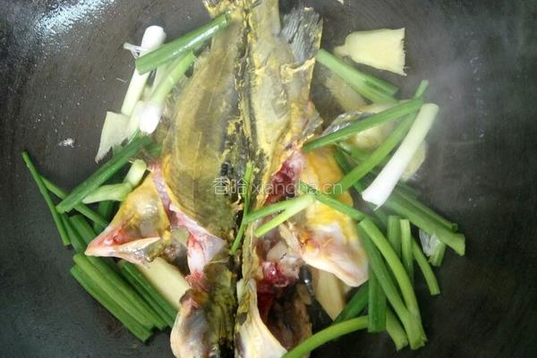 黄骨鱼豆腐汤的做法图解4