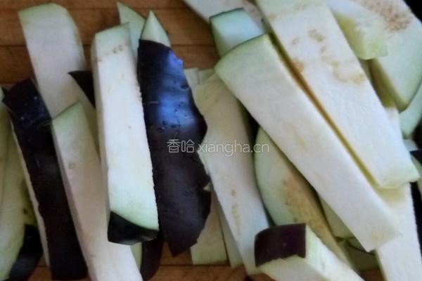 鱼香茄条的做法图解2