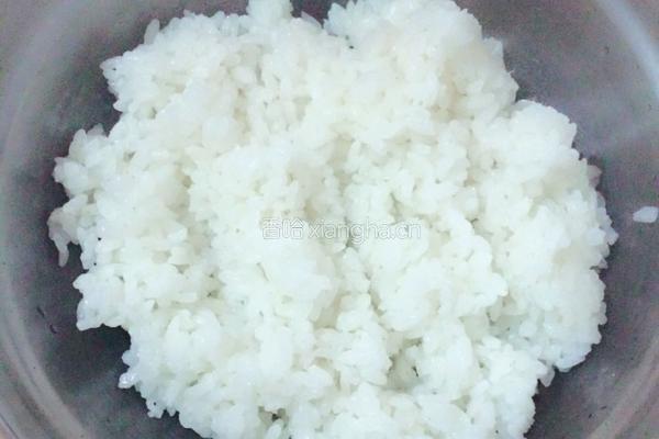 三角饭团的做法图解2