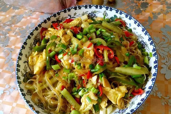 粉丝鸡蛋黄瓜