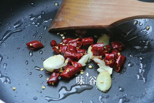 香辣虾仁的做法图解5