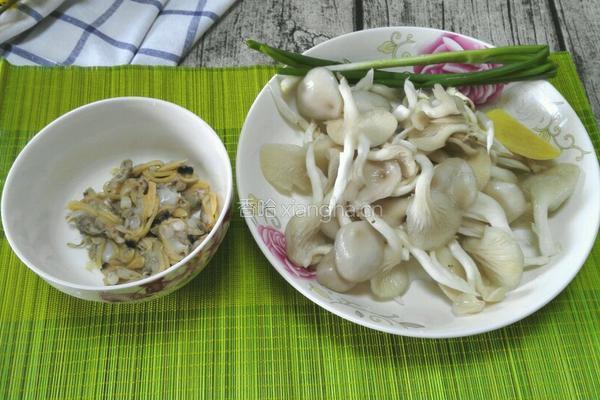 菌汤的做法图解1