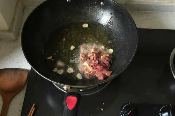 牛排炒花卷的做法图解4