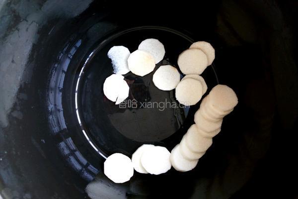 薏仁美白粥的做法图解3