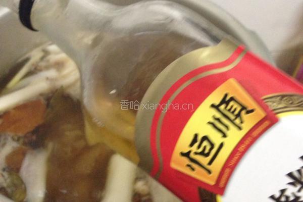 炖猪肘子的做法图解11