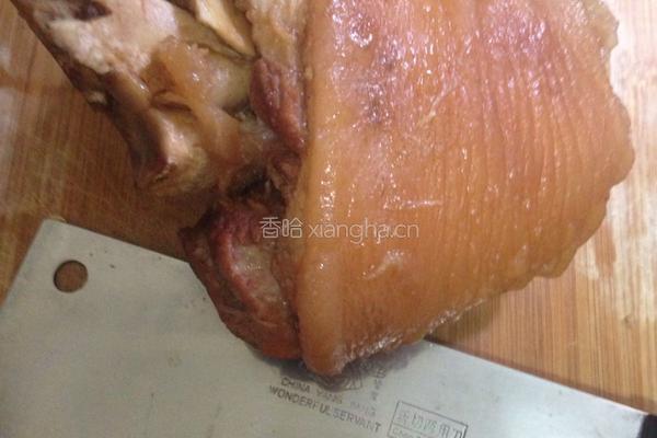 炖猪肘子的做法图解15