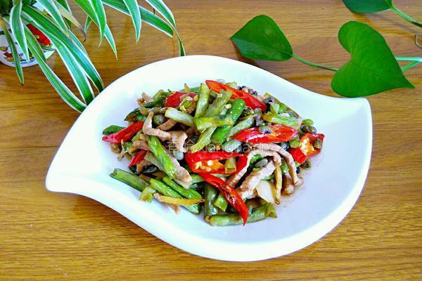 豆角炒肉丝的做法图解8