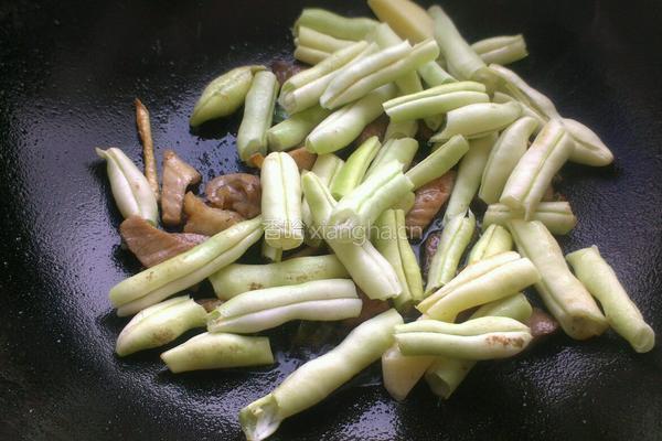 土豆烧豆角的做法图解4
