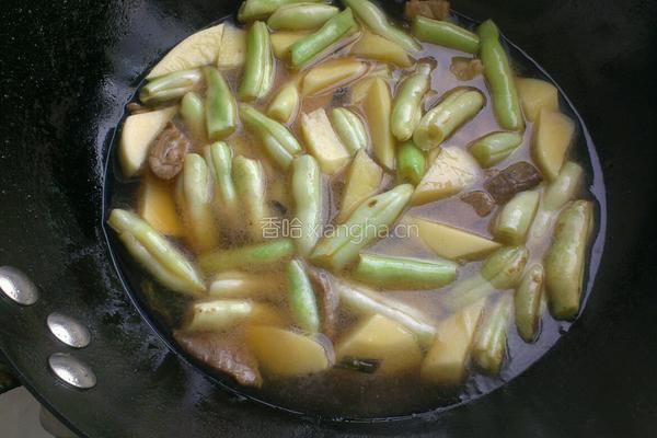 土豆烧豆角的做法图解6