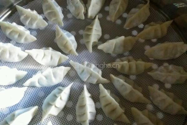 韭菜蒸饺的做法图解7