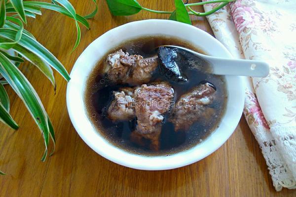 生地排骨汤的做法图解6