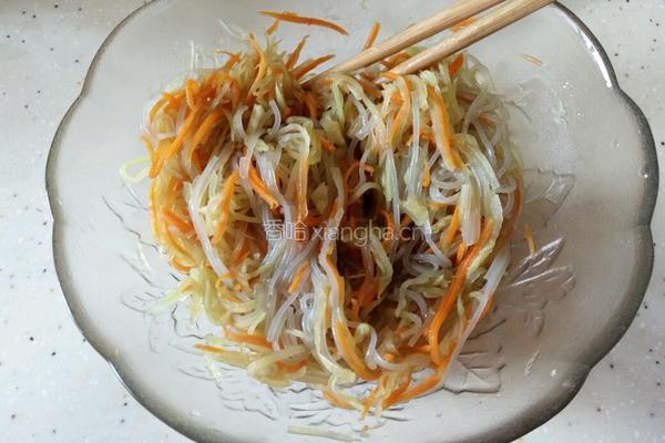 凉拌莴笋丝的做法图解5