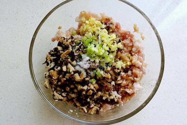 油面筋塞肉的做法图解3