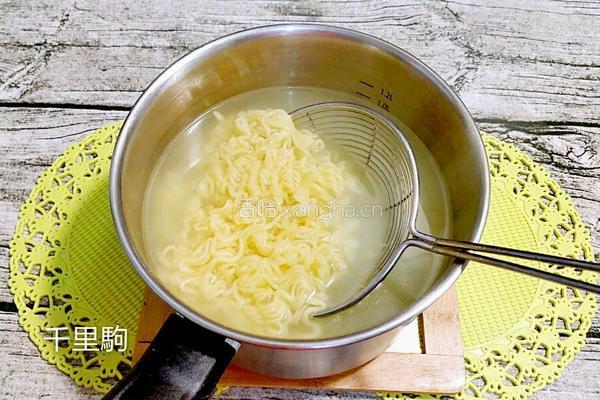 餐蛋面的做法图解4