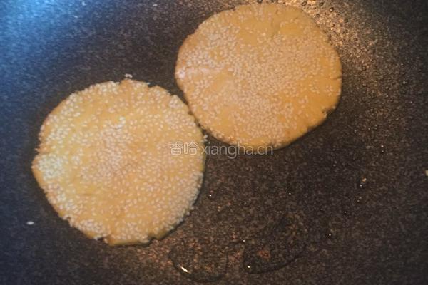 芝麻南瓜饼的做法图解6