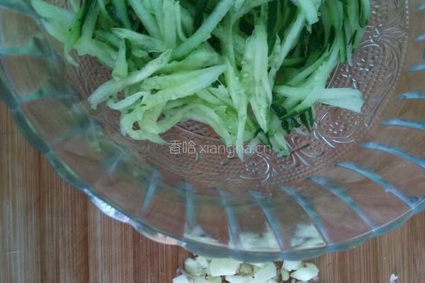 棒棒鸡丝的做法图解2