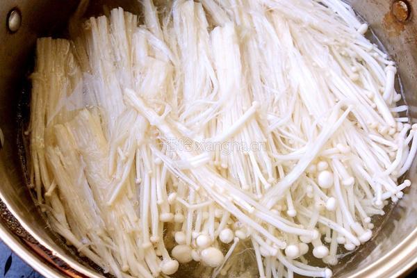 金针菇肥牛的做法图解3