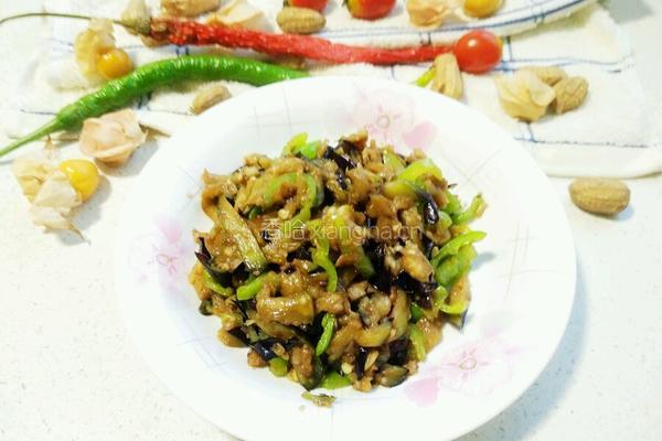 辣椒炒茄子的做法图解6