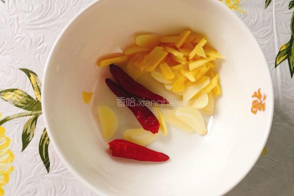 卷心菜炒牛肉的做法图解3
