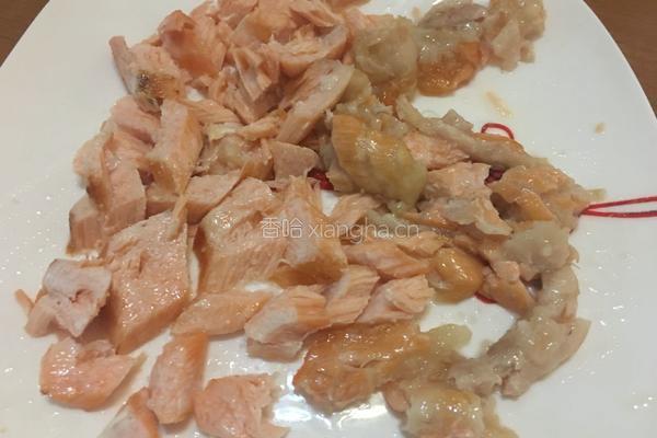 鲑鱼芝麻饭团的做法图解4