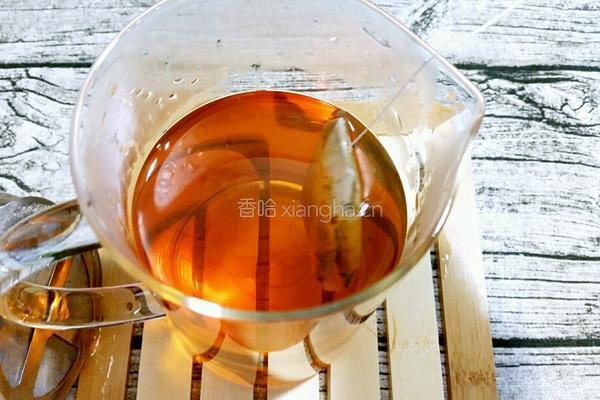 港式柠檬茶的做法图解1