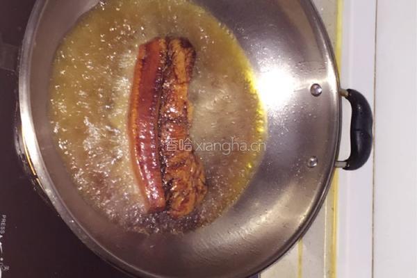 酸菜扣肉的做法图解3